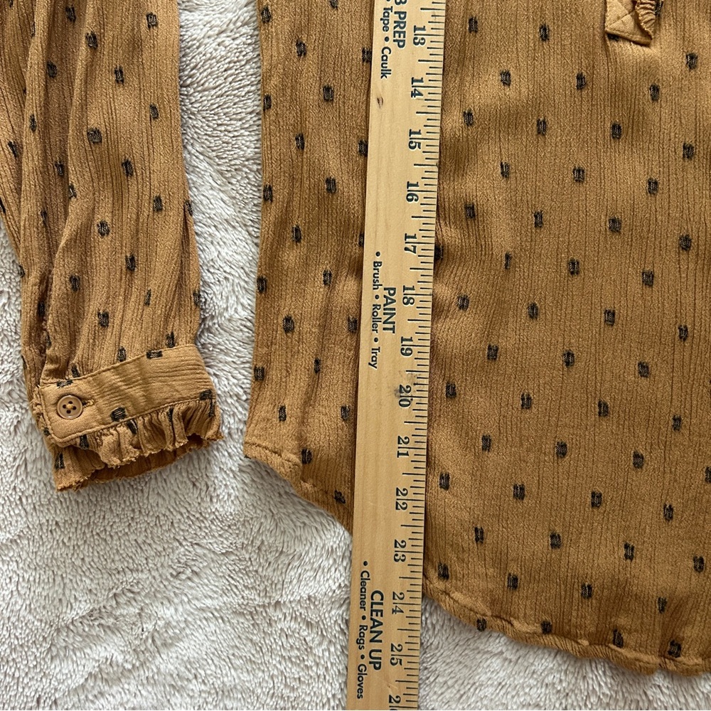 Wit and Wisdom Smocked Print Top, Caramel Latte Brown,‎ Size Small - Picture 5 of 9